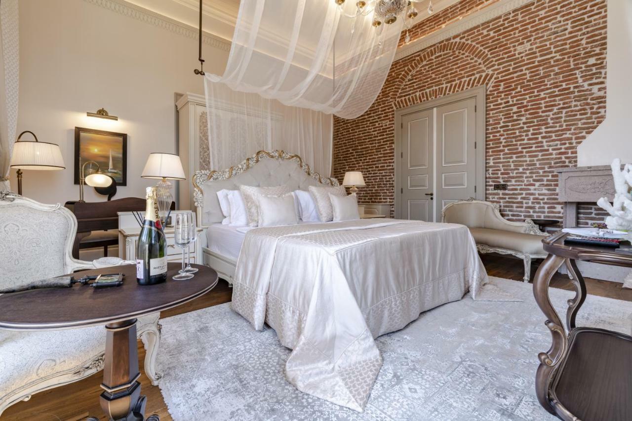 Cunda Despot Evi Hotel ภายนอก รูปภาพ